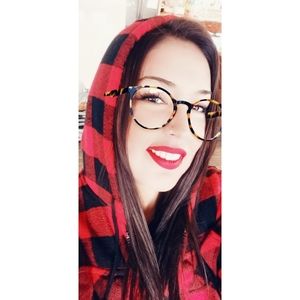 Meet your Posher, Katrina